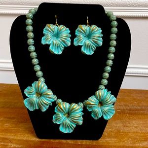 Vintage Teal and Gold wooden Hibiscus Necklace and Earrings Set